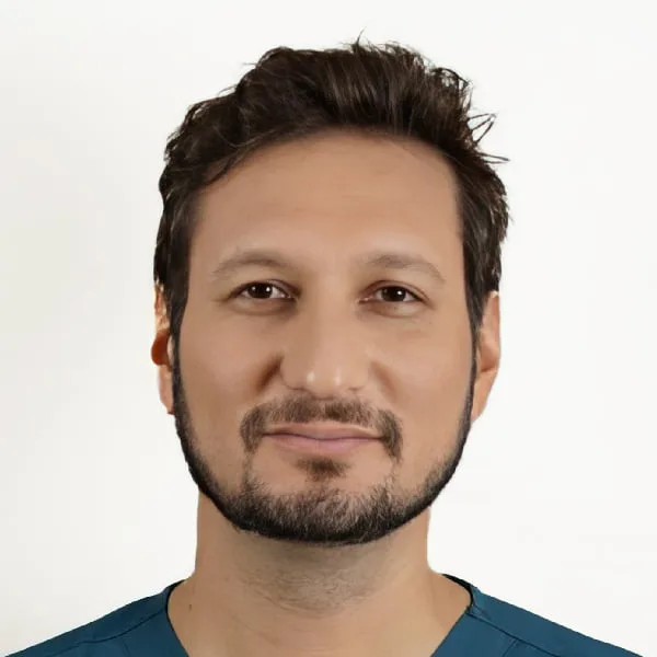 Dr. Cesar Zamora Implantólogo ICOR